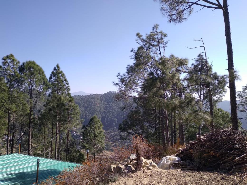 Nature Villaas Basa Homestay Pauri Buitenkant foto