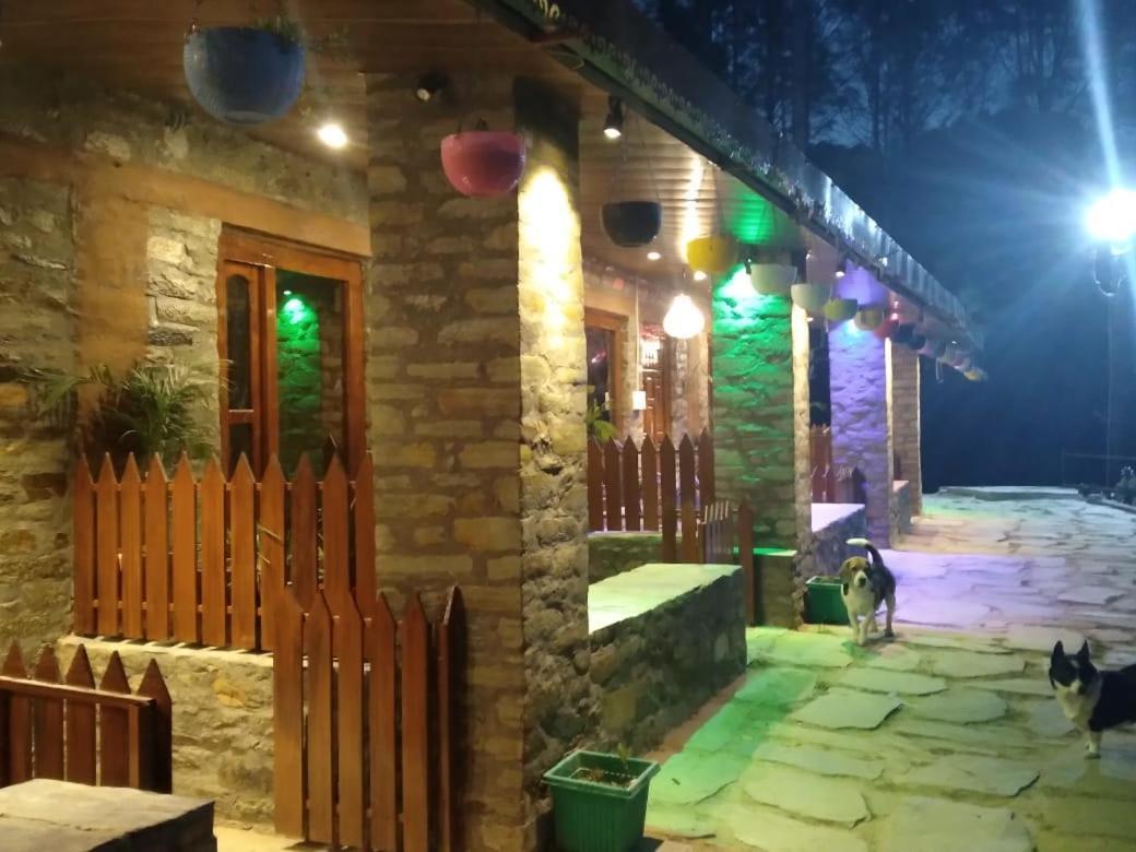 Nature Villaas Basa Homestay Pauri Buitenkant foto